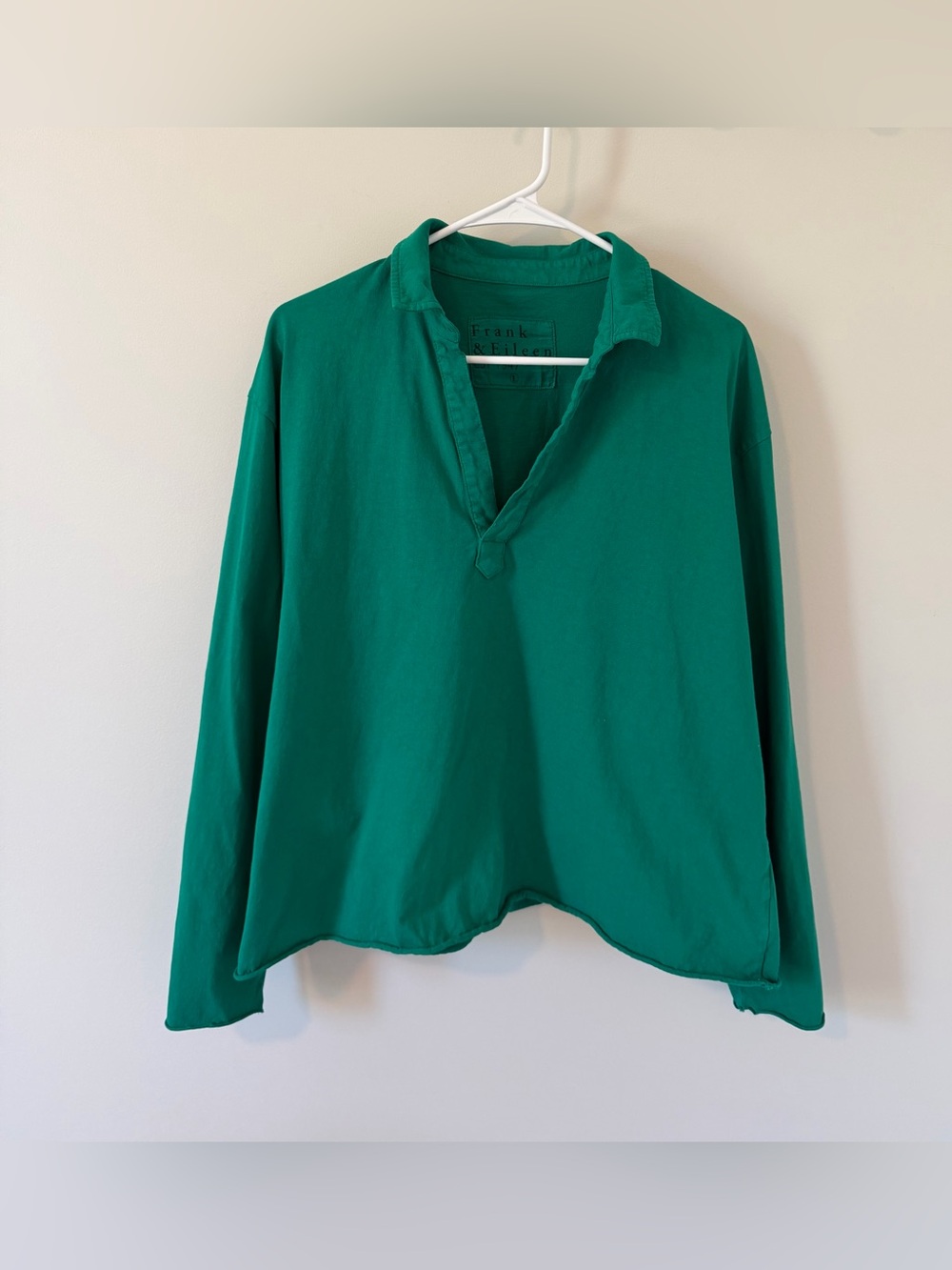 Frank & Eileen Patrick Popover Henley Long Sleeve Size Large Birdie Green